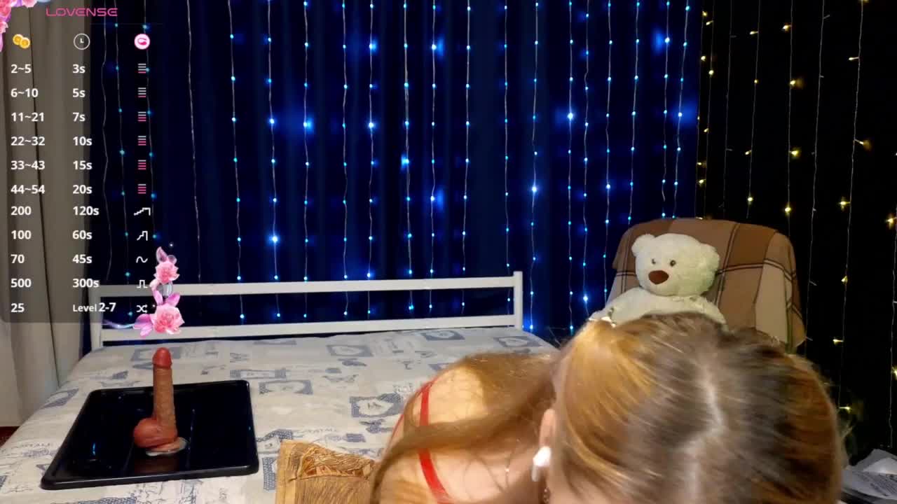 kiskaWEDNESDAY Live Sex December 18, 2025