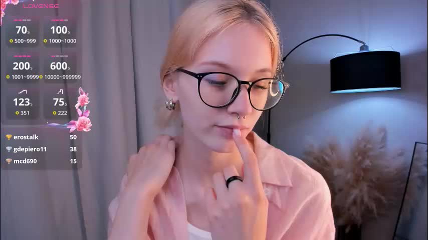 moirebroady Live Sex December 17, 2025