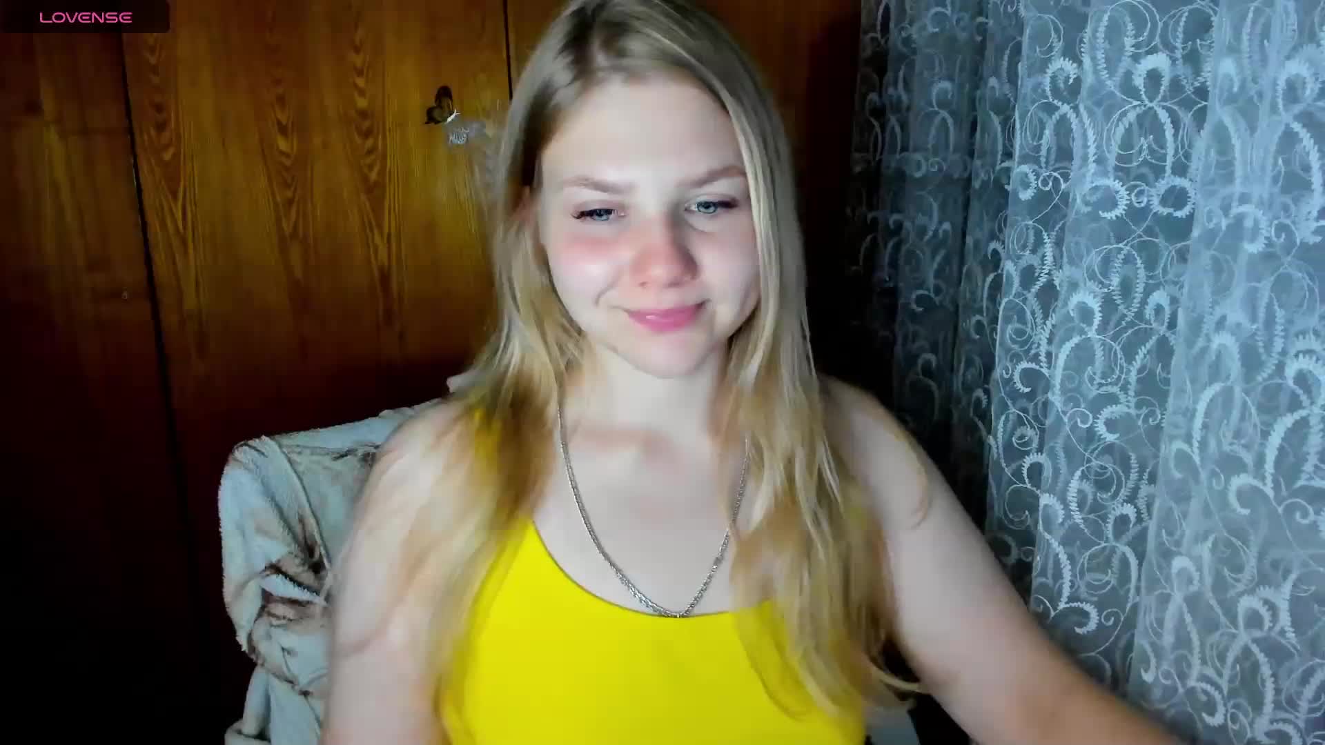 Emma-Frizea Live Sex December 14, 2025