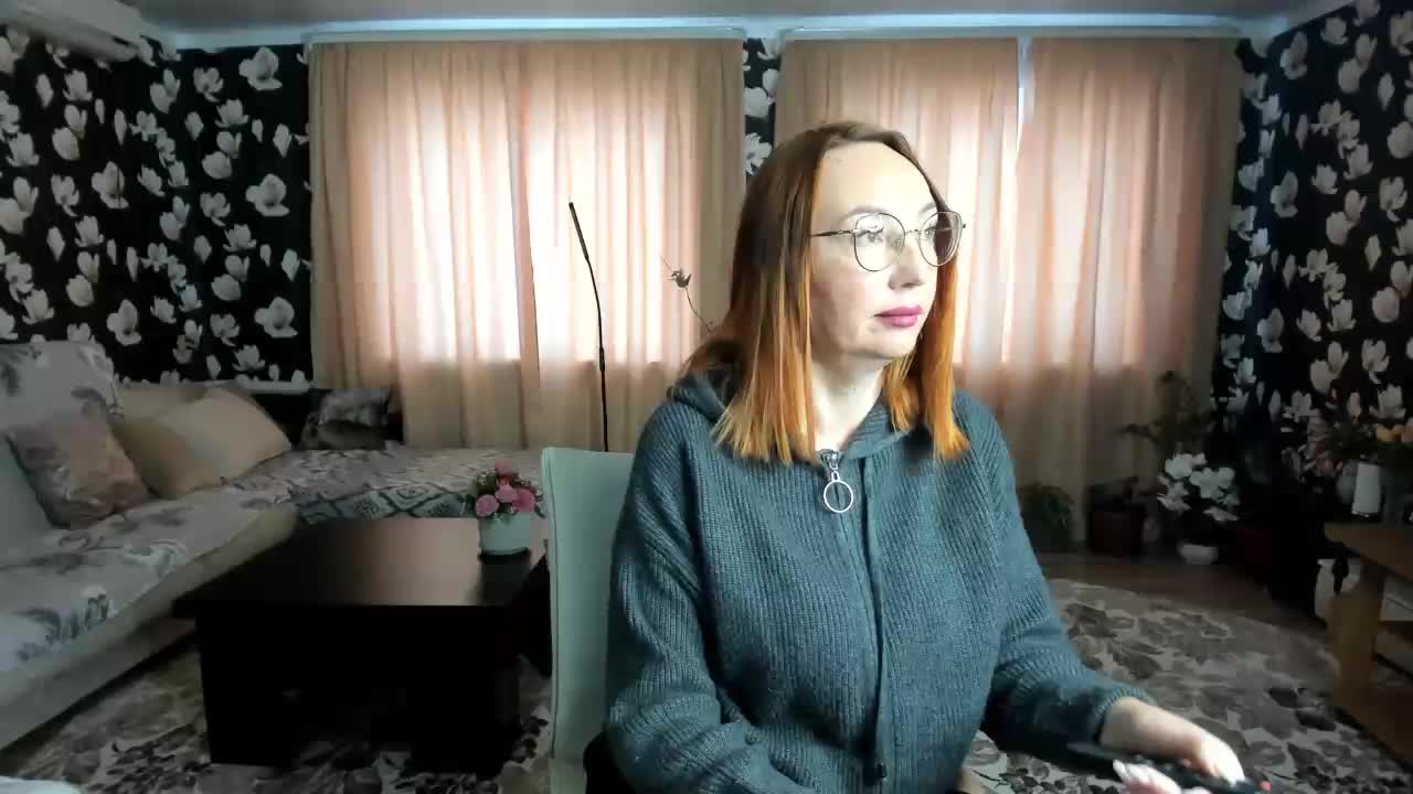 Pink-Lips Live Sex December 18, 2025