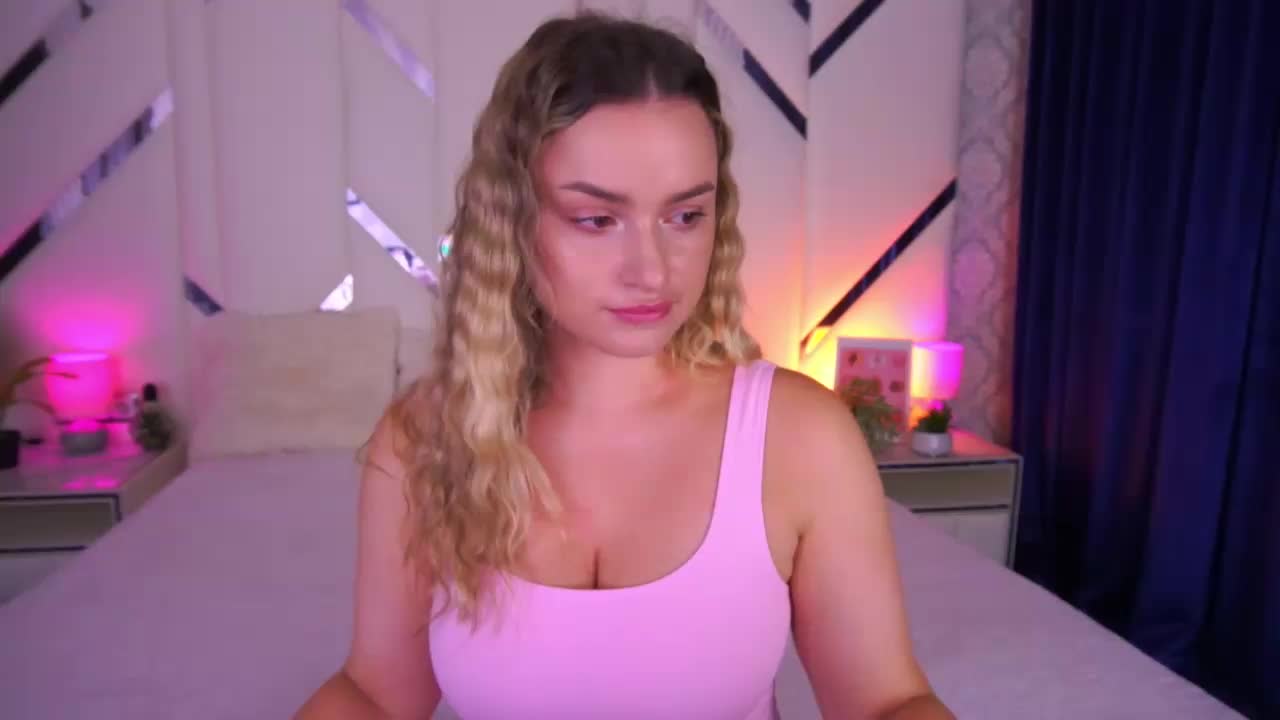 FloraGreys Live Sex December 14, 2025