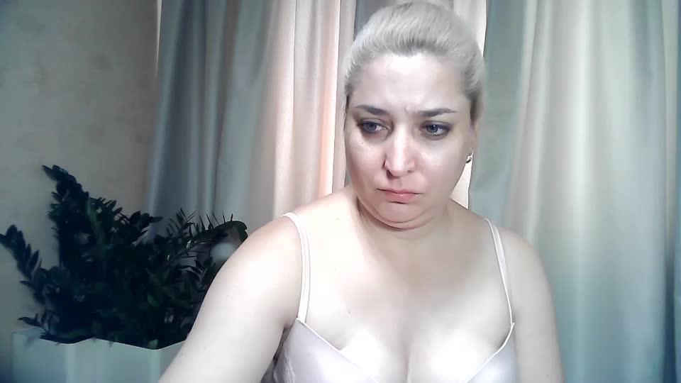 KickaIricka Live Sex December 14, 2025