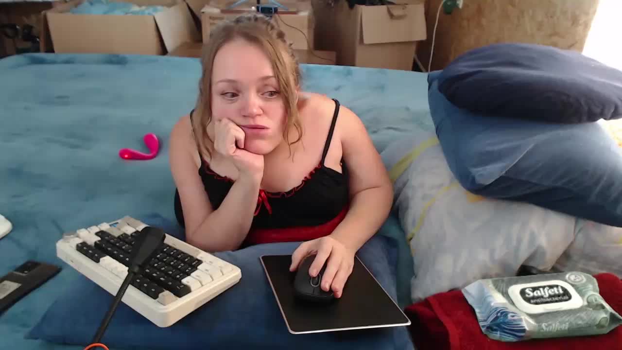 MiniNatali Live Sex December 14, 2025