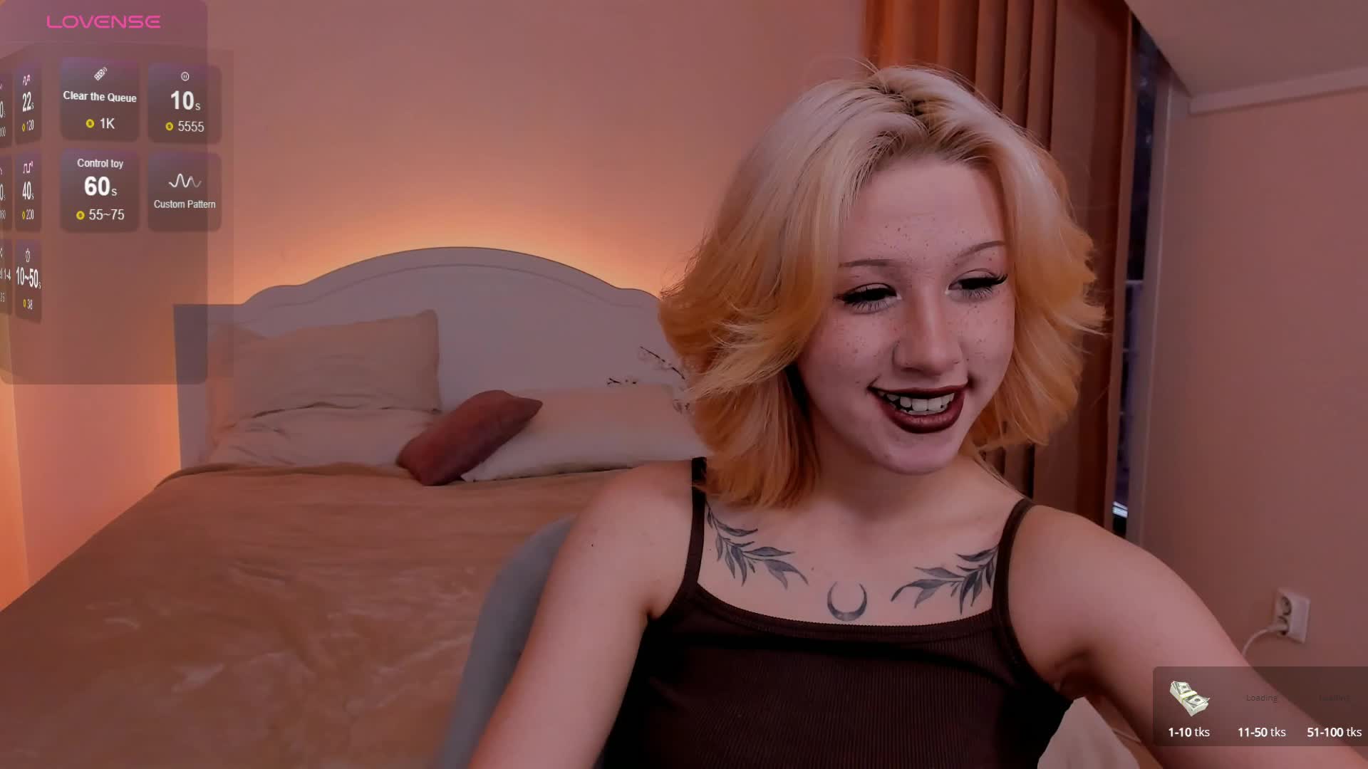 Necucubi Live Sex December 17, 2025