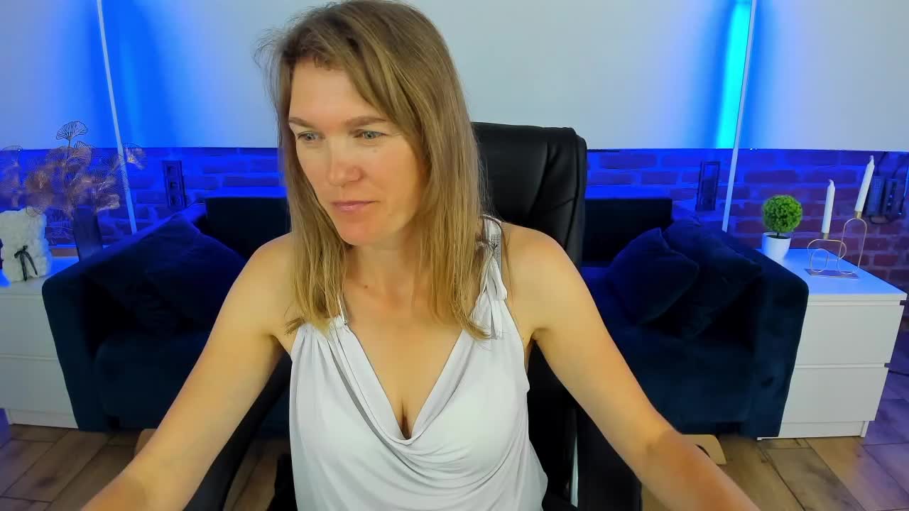 Annabel-xxx Live Sex December 14, 2025