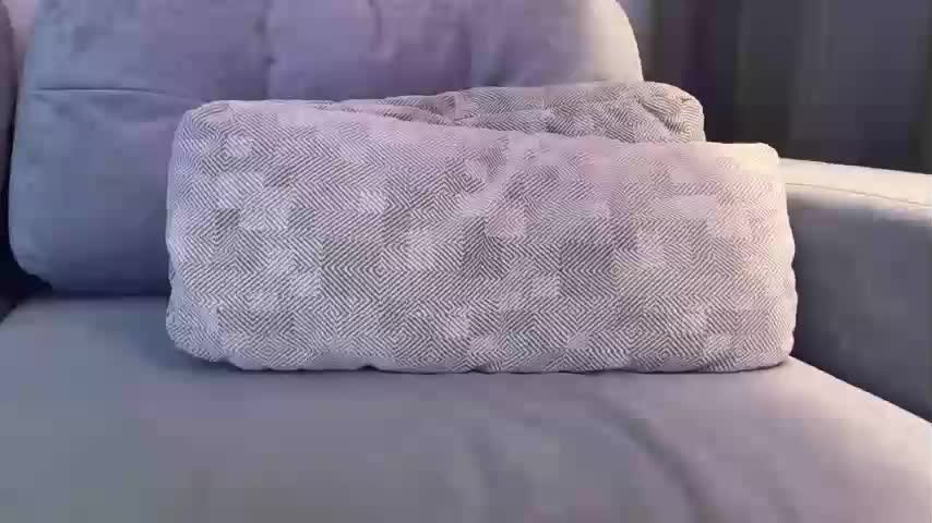 MillyMillya Live Sex December 13, 2025