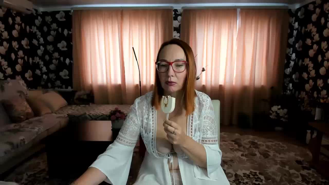 Pink-Lips Live Sex December 18, 2025