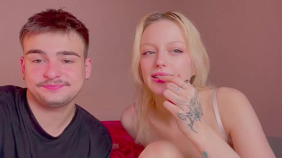 your_molly_mark Live Sex December 17, 2025