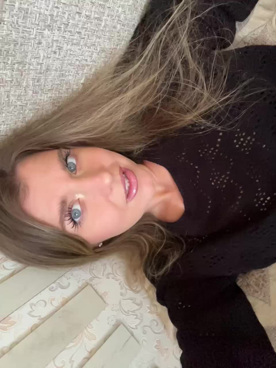 KotiMrrr Live Sex December 17, 2025