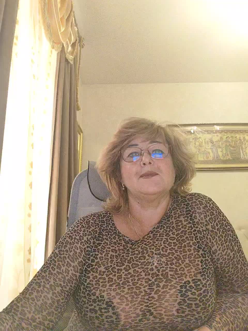 KarinkaSweet Live Sex December 14, 2025