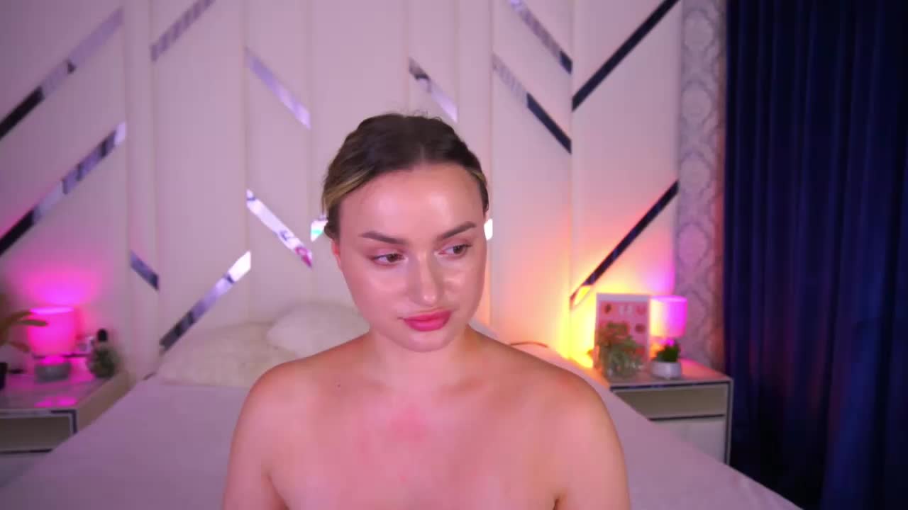 FloraGreys Live Sex December 14, 2025