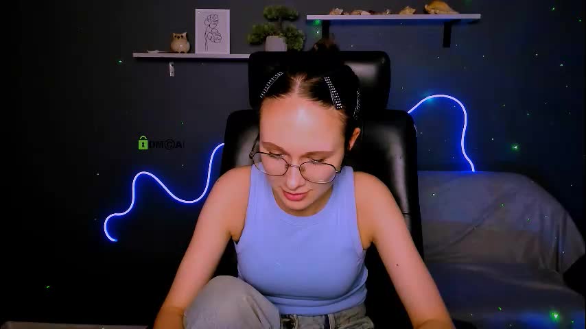 mona_cloud Live Sex December 14, 2025