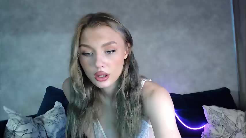 love_vibe Live Sex December 17, 2025