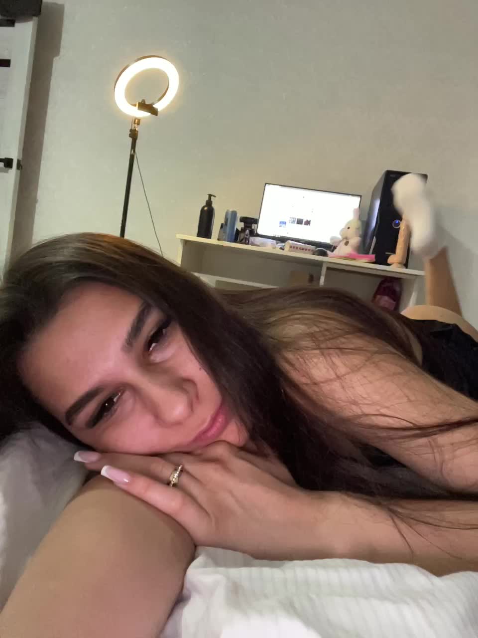 LenaGordon Live Sex December 17, 2025