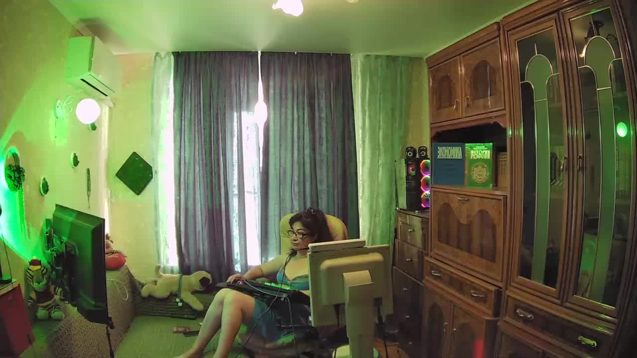 Infodar Live Sex December 18, 2025