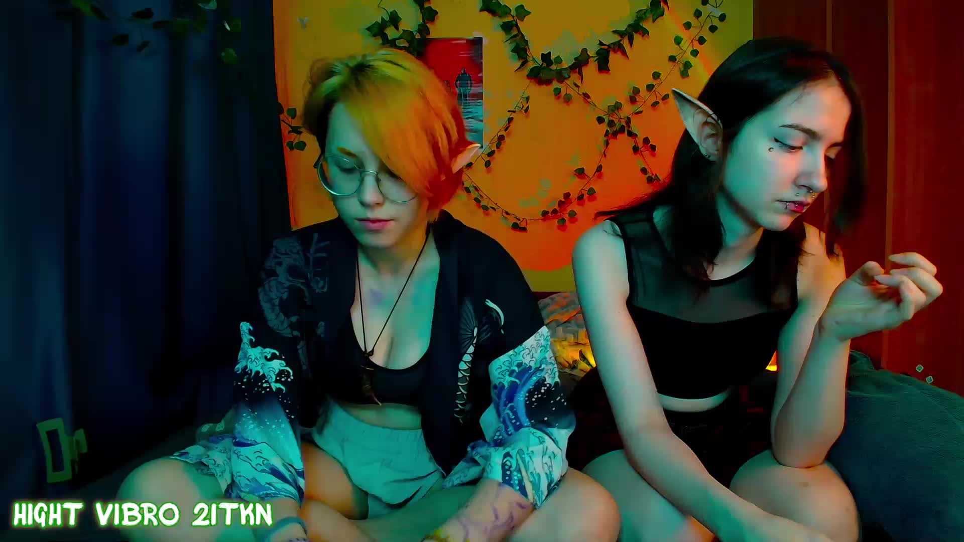 Tricky_Kitsune Live Sex December 17, 2025