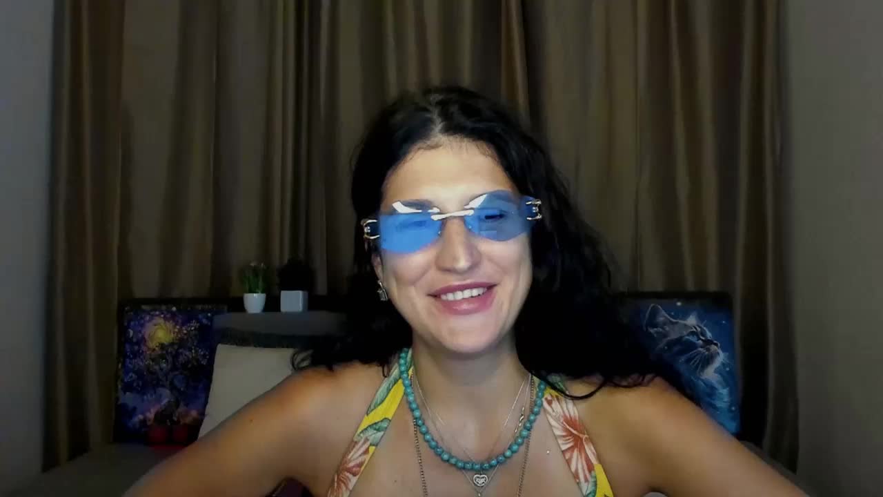 AliannaSoloKisses Live Sex December 15, 2025