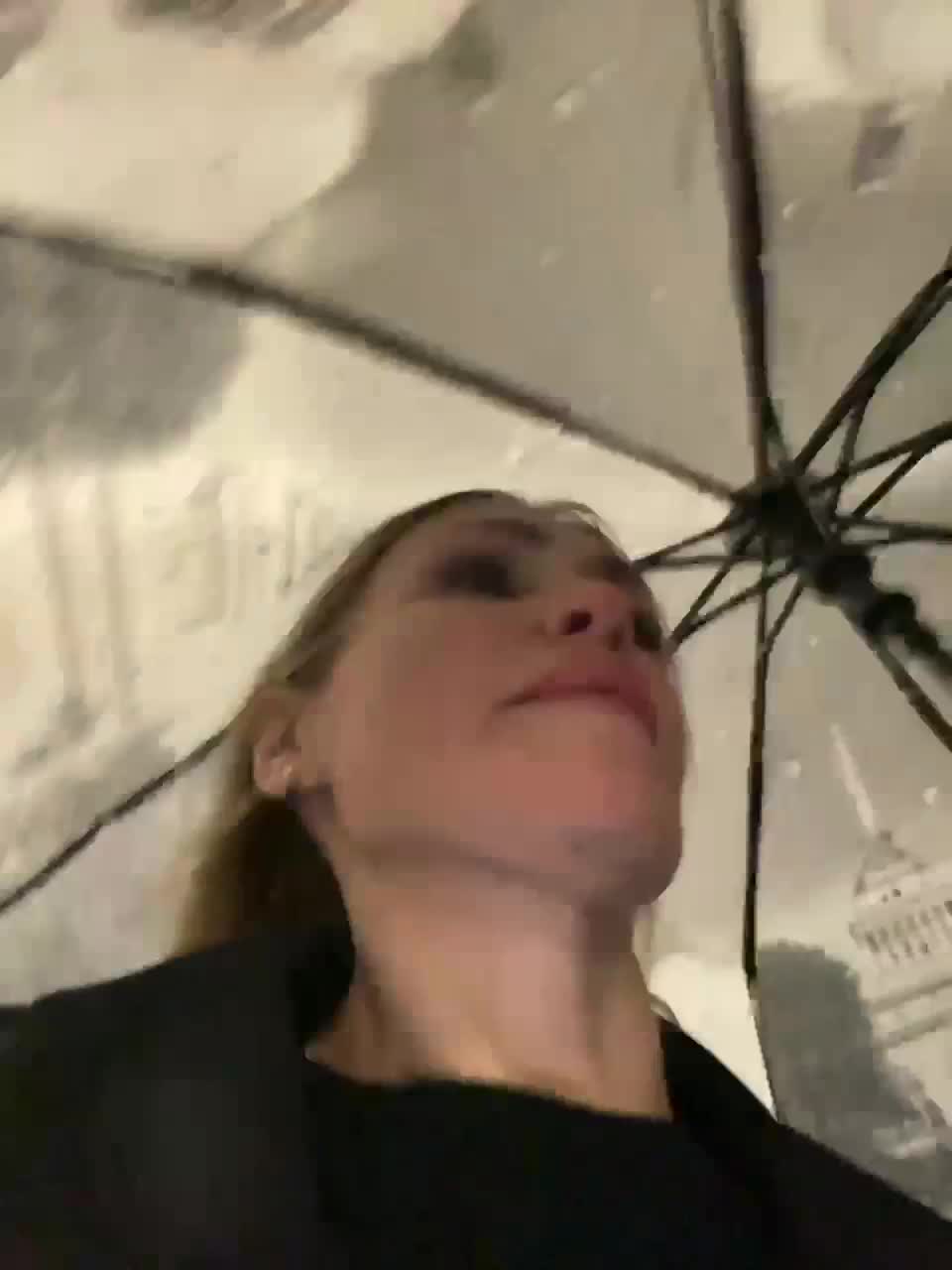 Lisa1225 Live Sex December 17, 2025