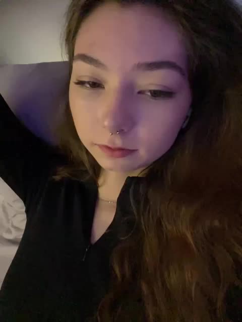 ShyAlya Live Sex December 17, 2025