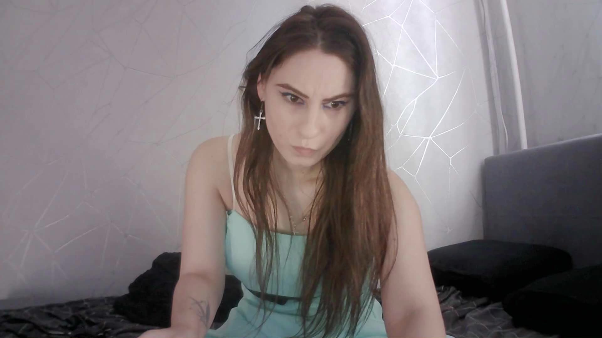 Sinner-5 Live Sex December 14, 2025