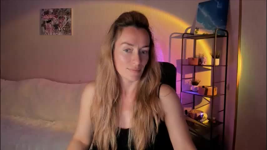 save_the_qween Live Sex December 13, 2025