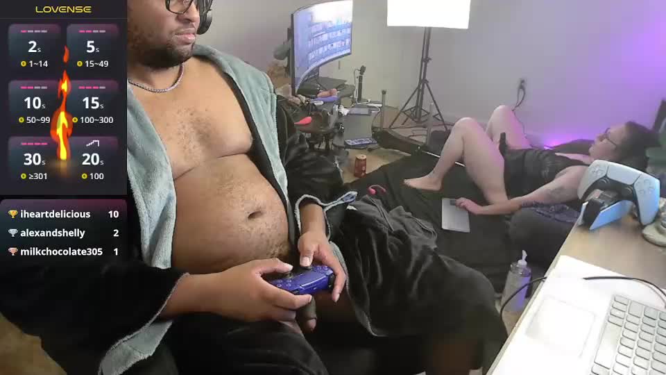 smoothj2015 Live Sex December 14, 2025