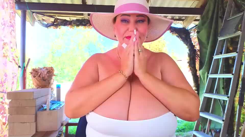 sassy_seasons Live Sex December 17, 2025