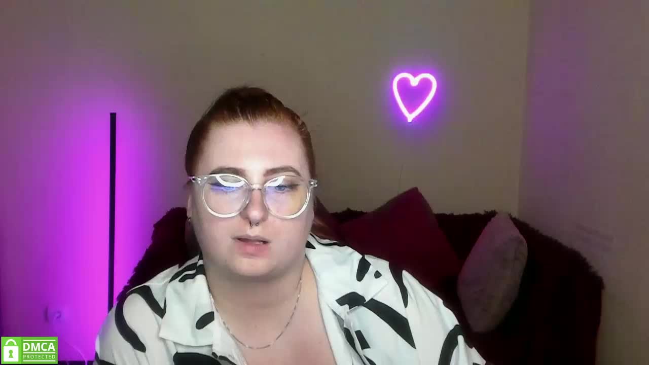 Aliciaredluv Live Sex December 17, 2025