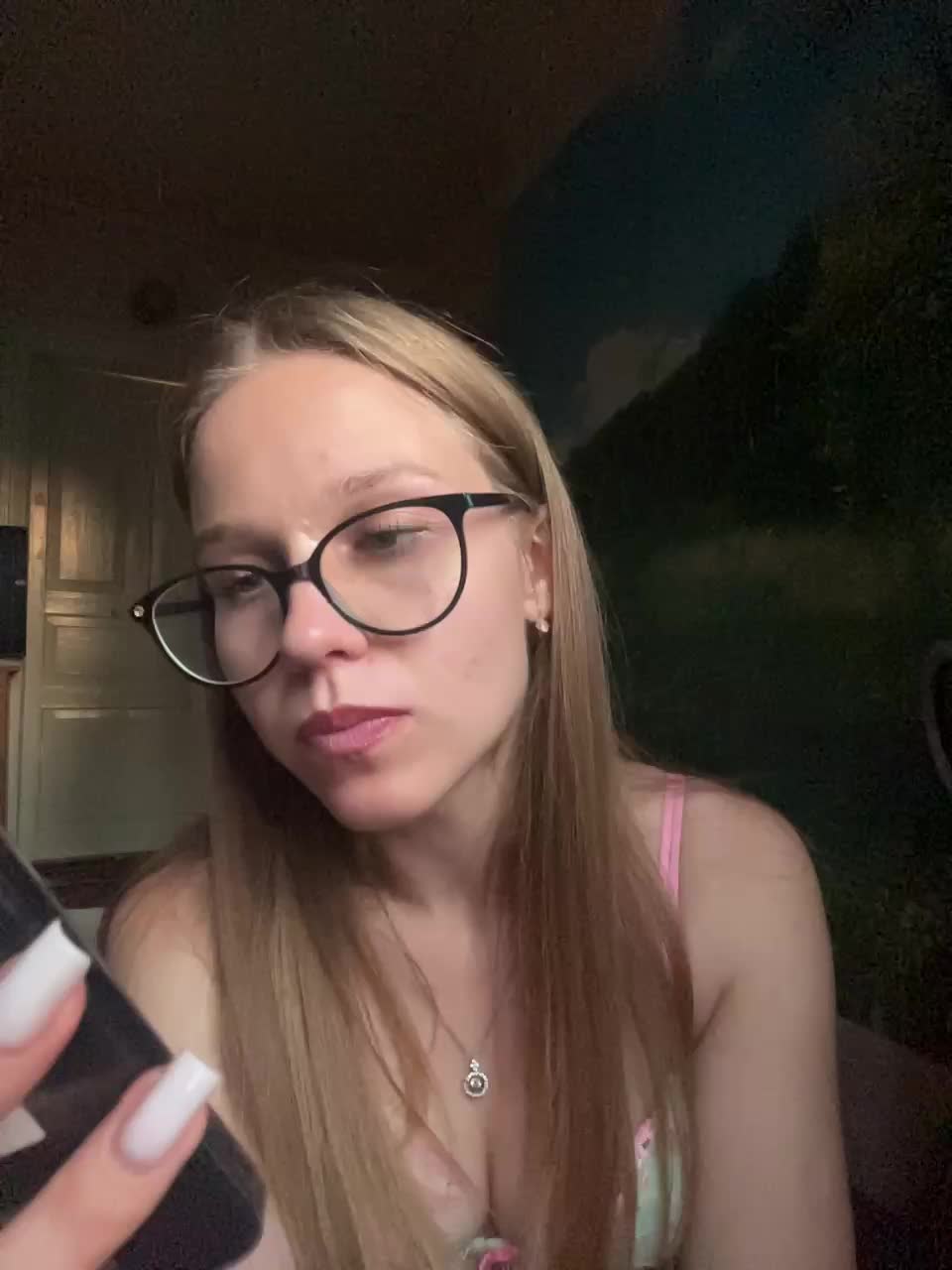 Milana22a Live Sex December 13, 2025