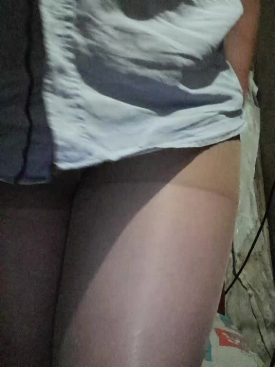 Iriska2025 Live Sex December 18, 2025