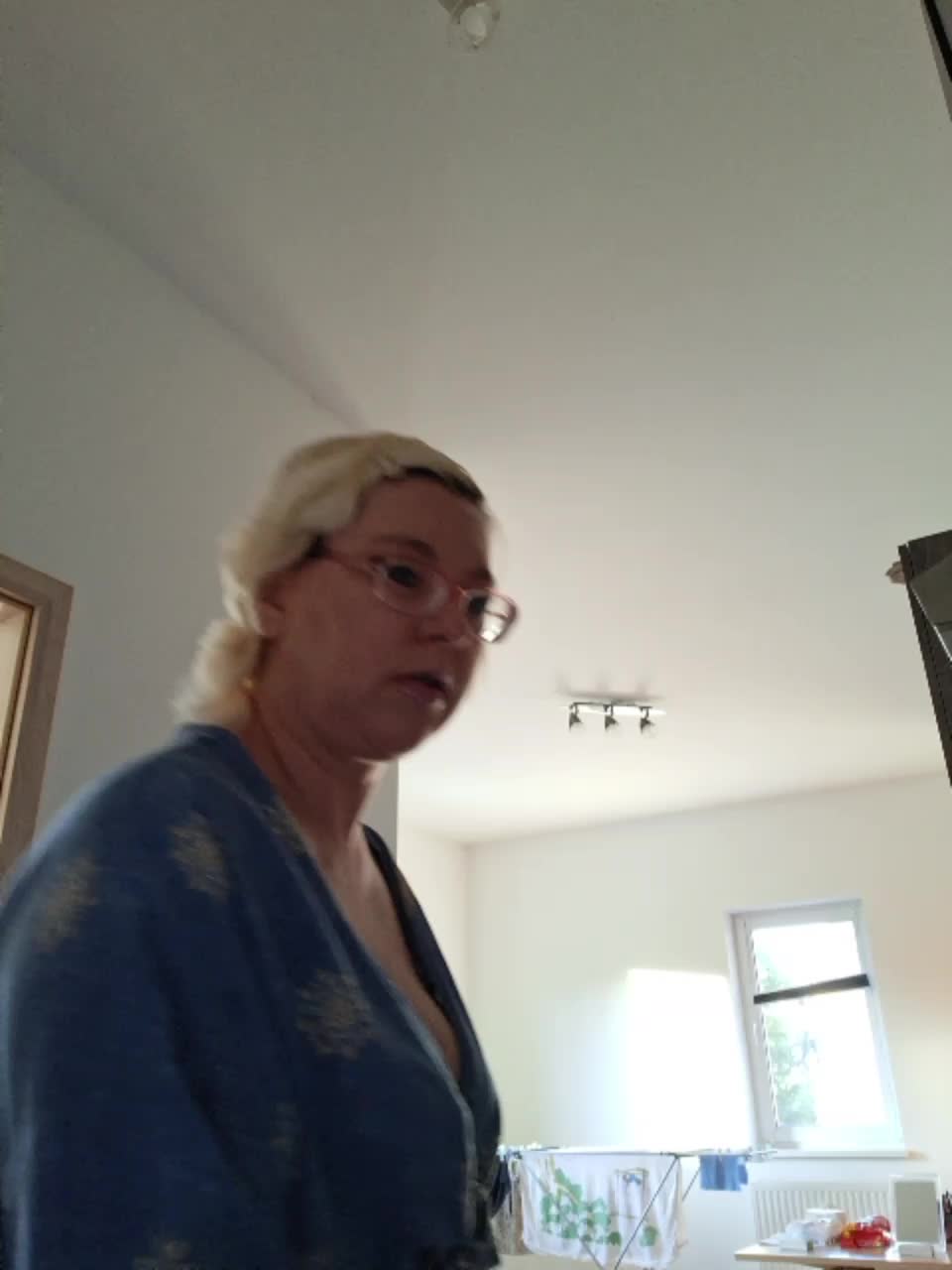 Vika211 Live Sex December 17, 2025