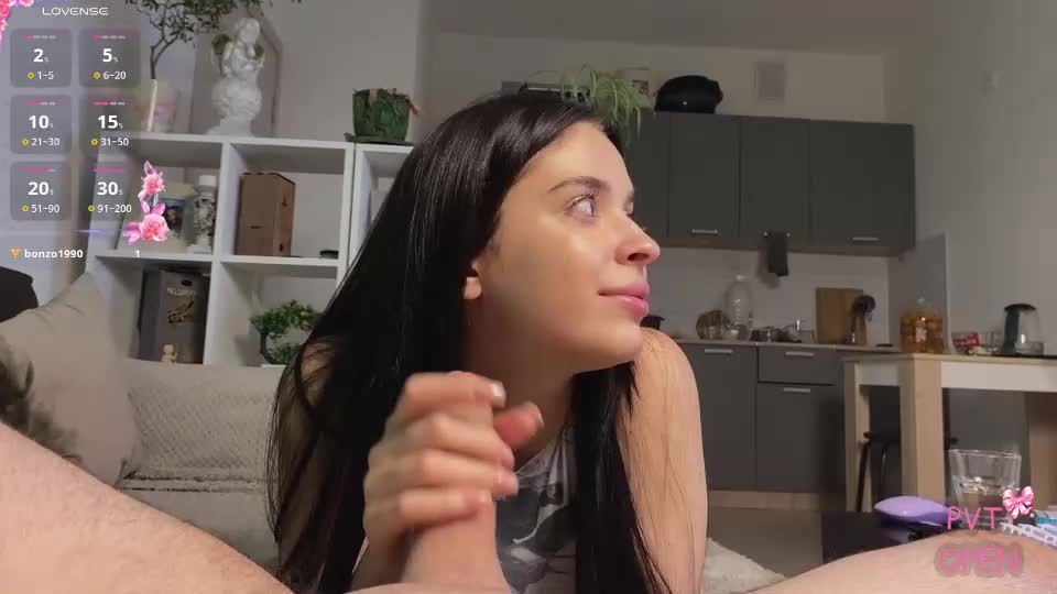 hako_emm Live Sex December 17, 2025