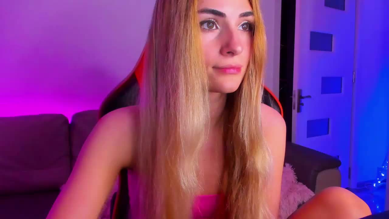 Lynx Live Sex December 14, 2025