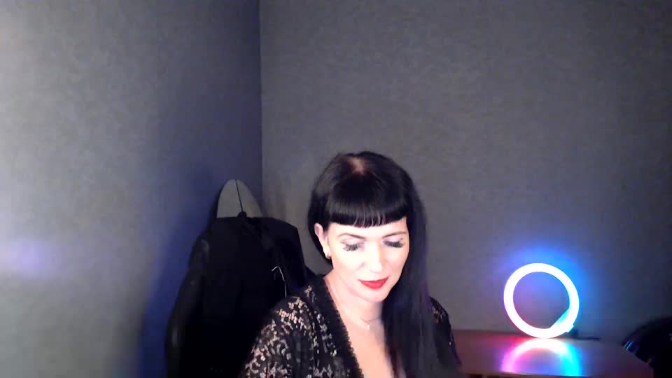 LindaElosiMilf Live Sex December 14, 2025