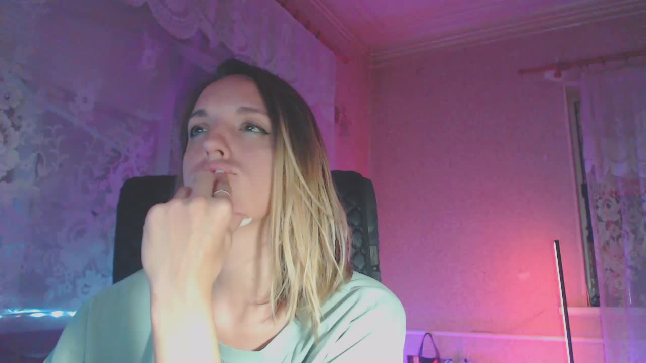 Babymuro4ka Live Sex December 17, 2025