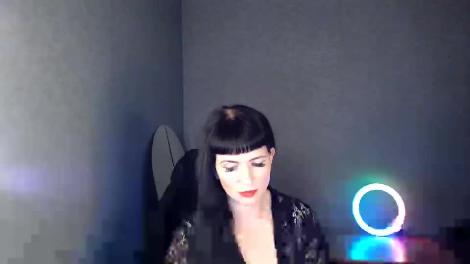 LindaElosiMilf Live Sex December 14, 2025