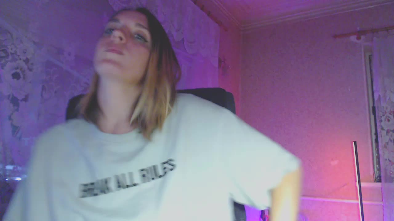 Babymuro4ka Live Sex December 17, 2025