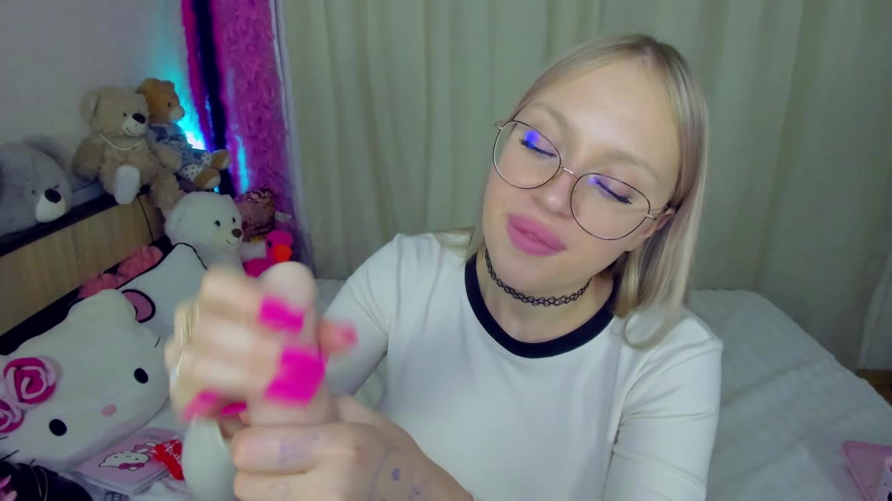 MindyKally Live Sex December 15, 2025