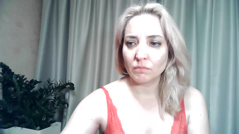 mariska-kiska Live Sex December 19, 2025