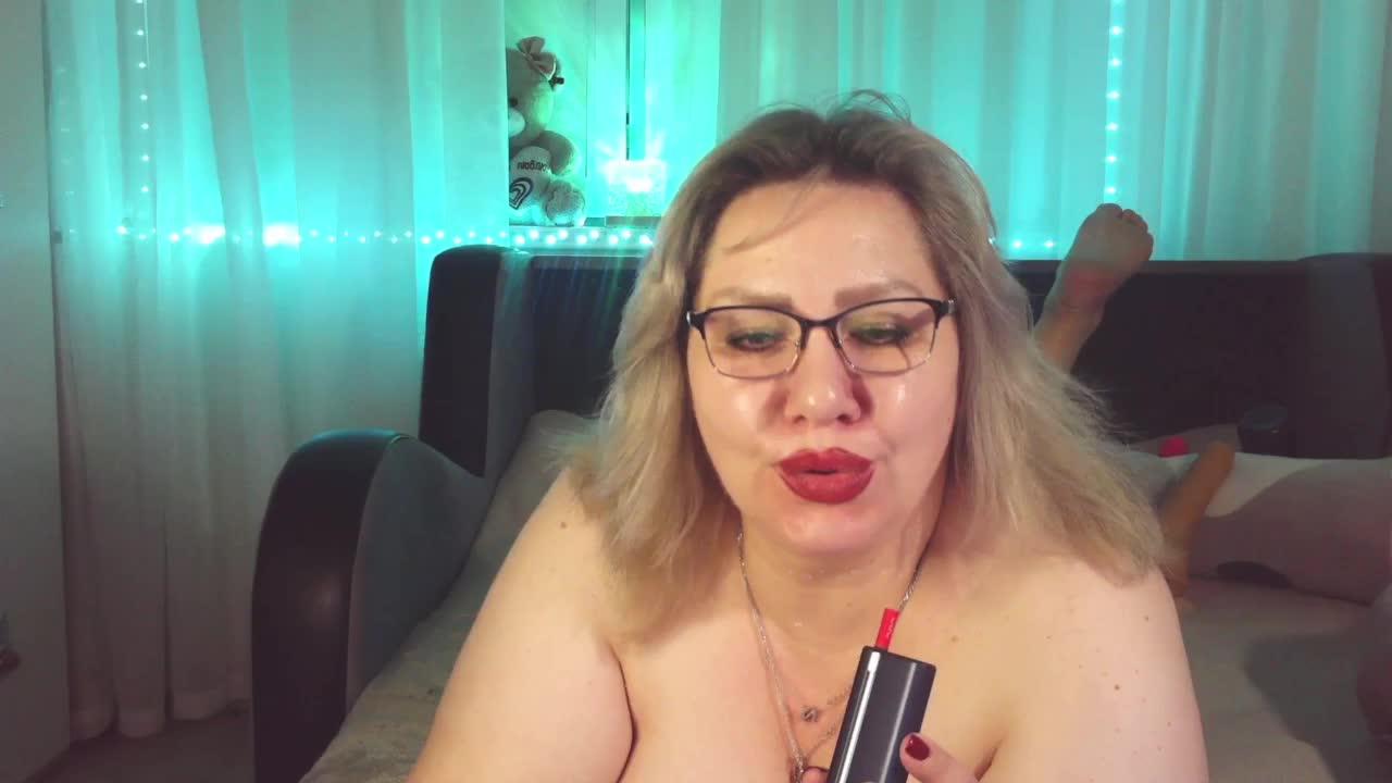 AngelinaGlam Live Sex December 17, 2025
