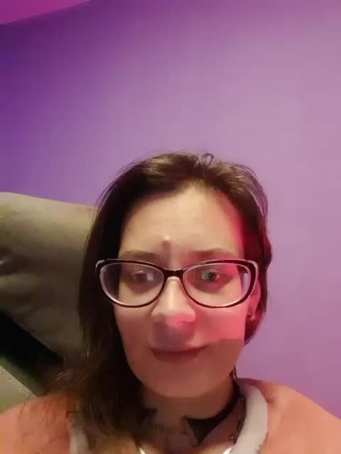 analiMilana Live Sex December 14, 2025