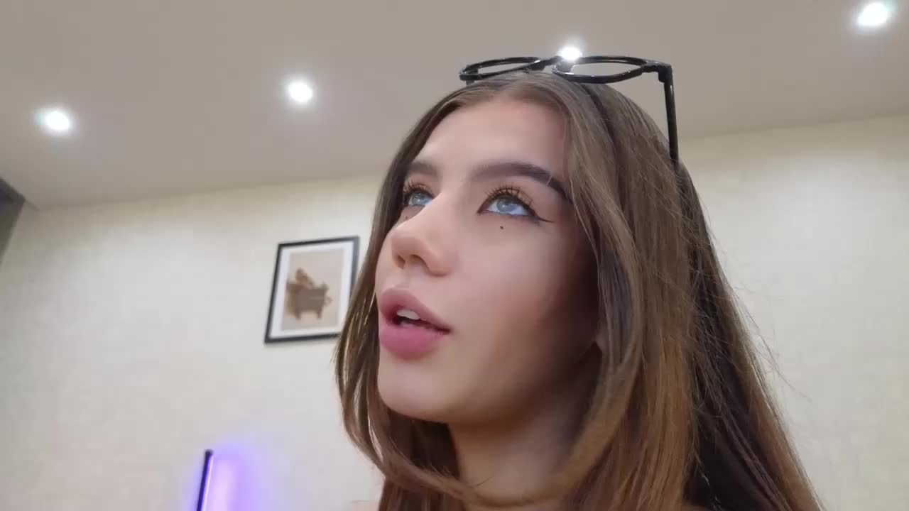 dolly-ll Live Sex December 17, 2025