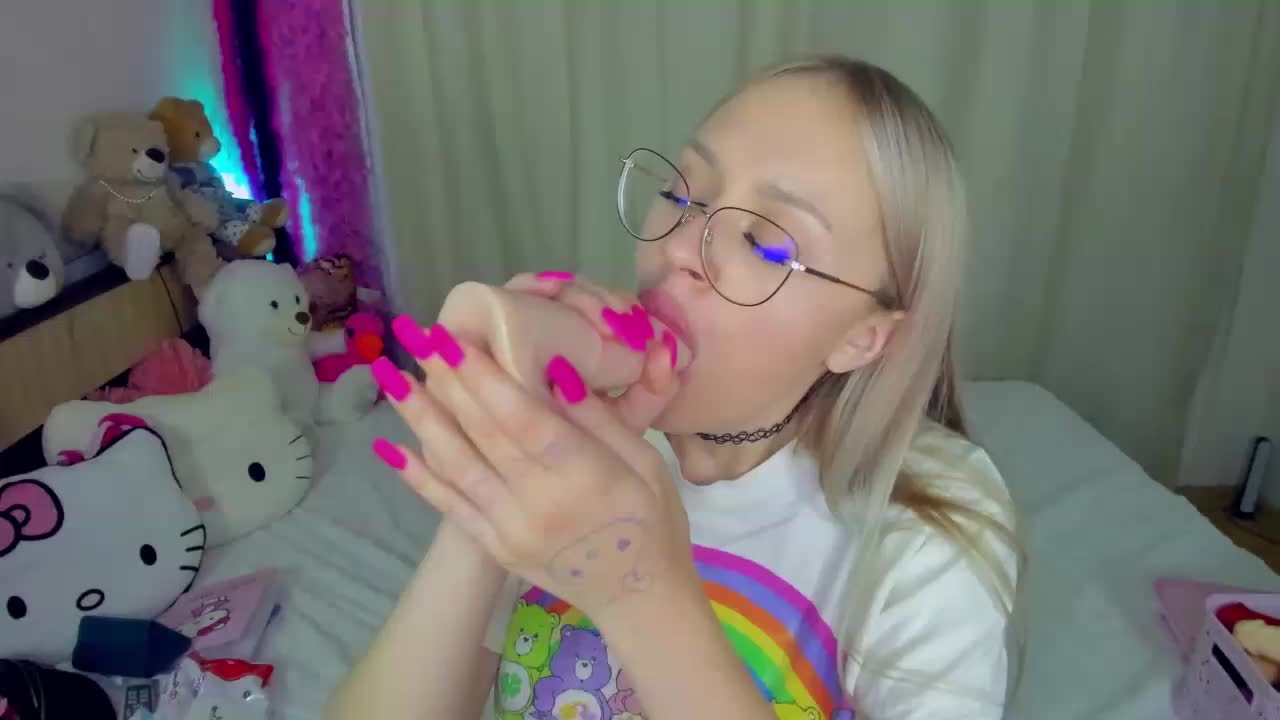 MindyKally Live Sex December 15, 2025