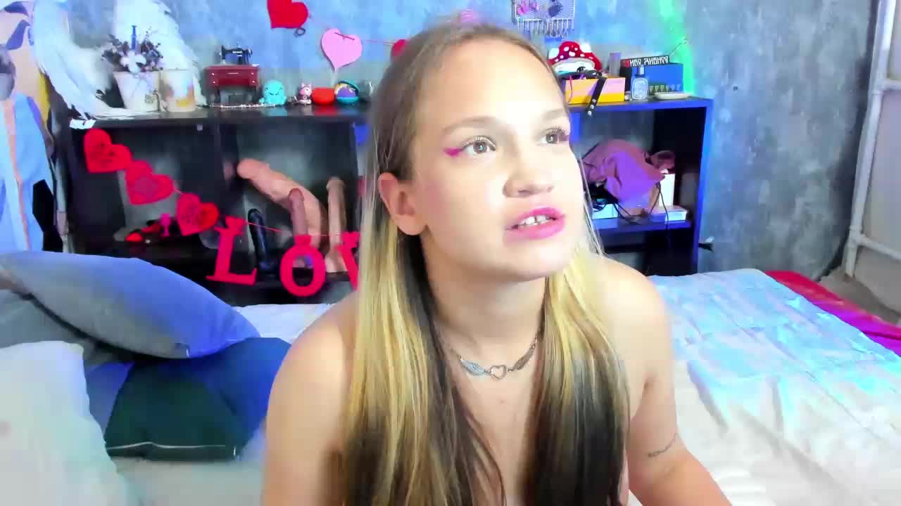 provocatemur Live Sex December 14, 2025