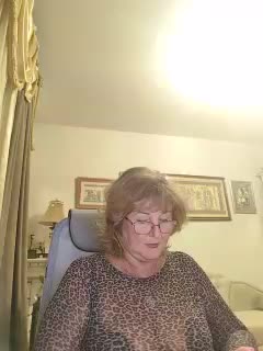 KarinkaSweet Live Sex December 14, 2025