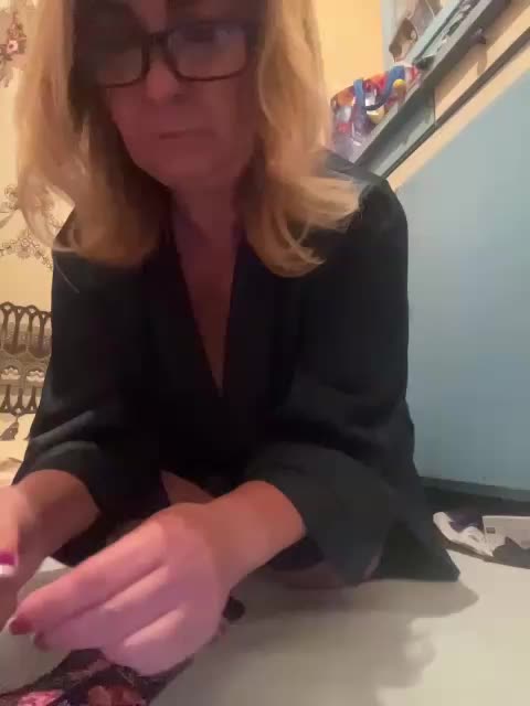 Alina1965 Live Sex December 14, 2025