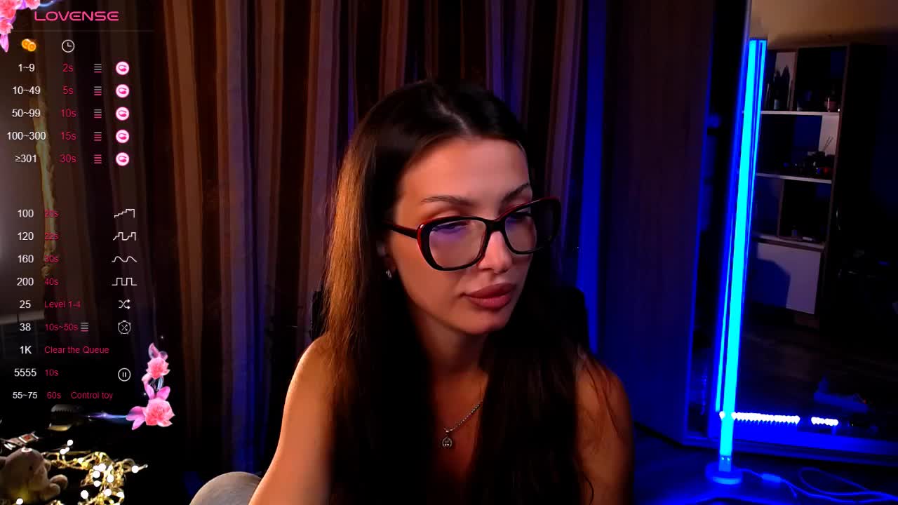 LauraBess Live Sex December 15, 2025