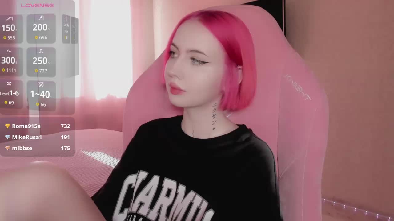 luvsoak Live Sex December 17, 2025