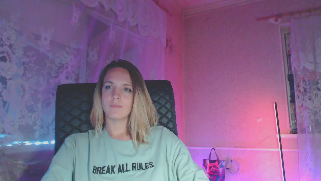 Babymuro4ka Live Sex December 17, 2025