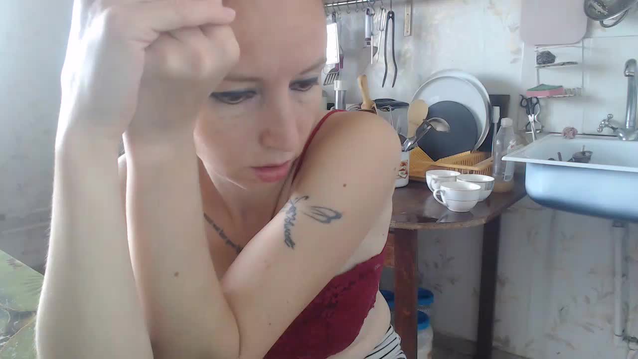 berry252 Live Sex December 14, 2025